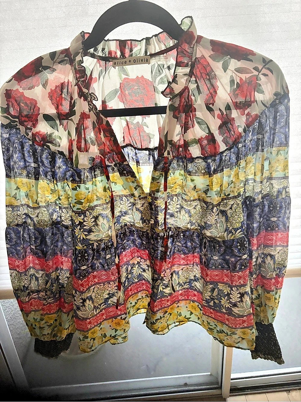 Alice + Olivia Floral Blouse Blue & Red size  Small